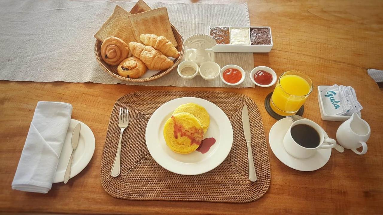 빌라 알리 아궁 페카투 외부 사진